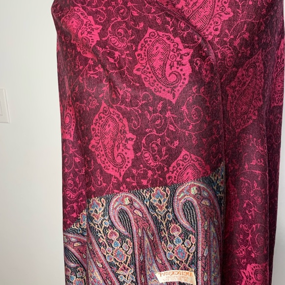 Pashmina - Picture 4 of 8